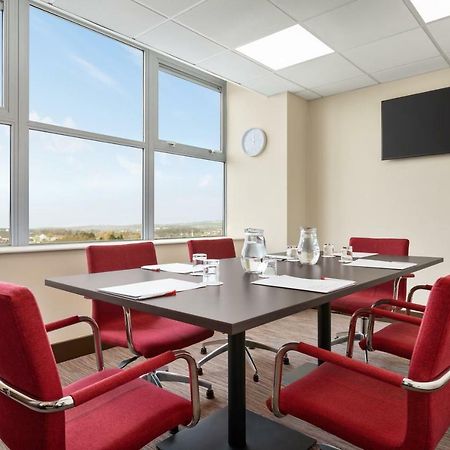 Ramada East Kilbride酒店 外观 照片