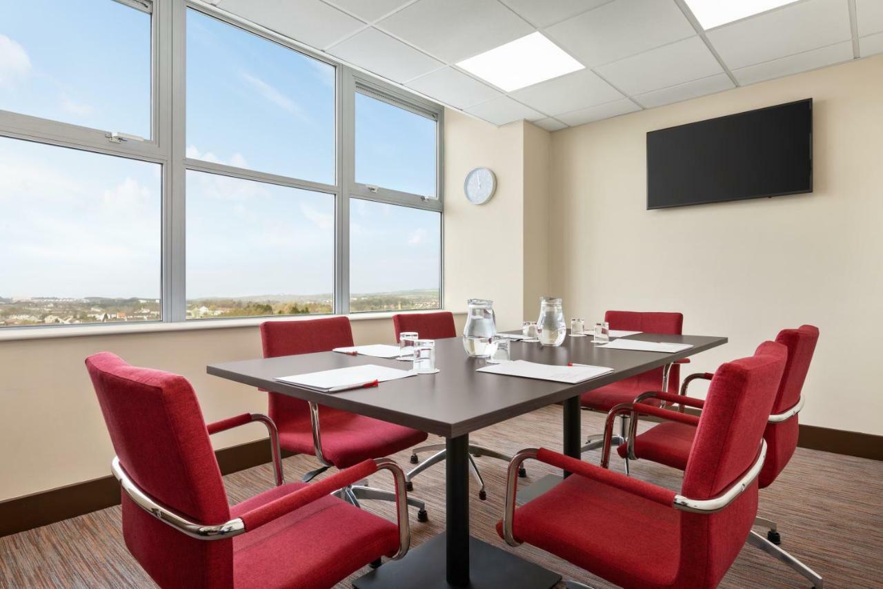 Ramada East Kilbride酒店 外观 照片