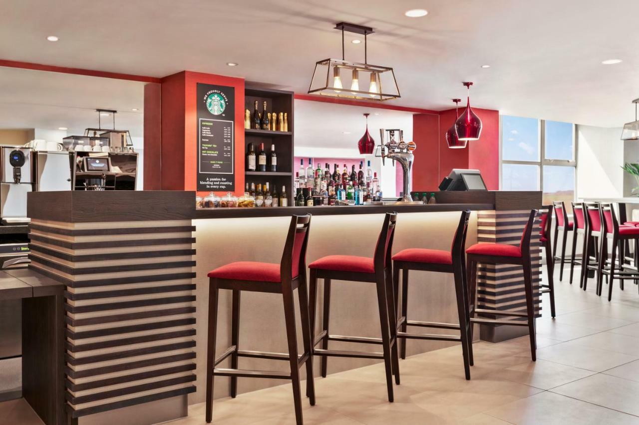 Ramada East Kilbride酒店 外观 照片